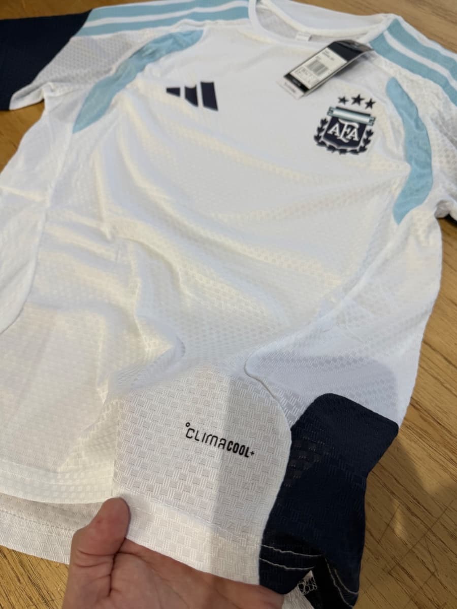 Remera Blanca